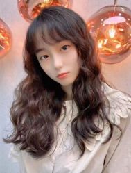 -妃格美发沙龙·烫发·染发