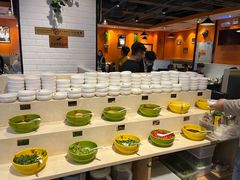 自助调料区-名门潮牛·鲜牛肉海鲜火锅.烧烤自助餐厅(诚丰广场店)
