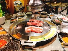 -哈哈碳都·牛肋条无限自助烤肉(台江万达店)
