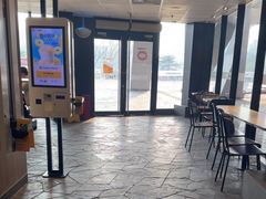 -麦当劳(国家体育场南路店)