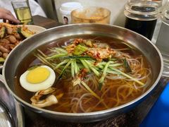 -韩风烤牛肉冷面店