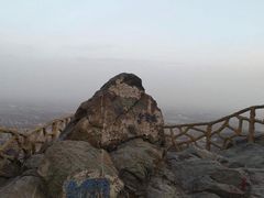 -鬼笑石后山停车场