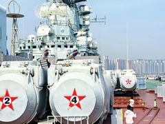 -泰达航母主题公园