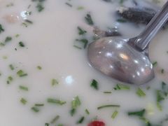 -美顺香食府鱼头老店(雪野湖店)