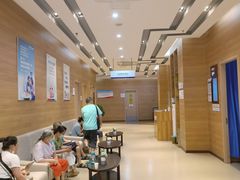 -美年大健康体检医院(金牛万达分院)