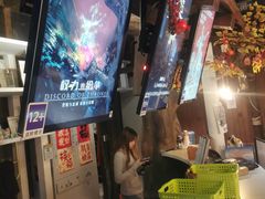 -暴风岛沉浸式体验馆(百联世纪店)