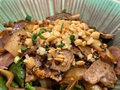 -莲餐厅·湖北菜·潜江小龙虾店(愚园路店)