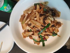 -鸽子侯·家宴·平价海鲜(市图书馆店)