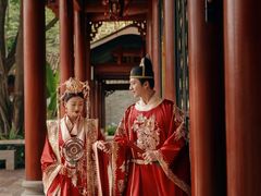 -经典婚纱摄影美学馆·私人定制