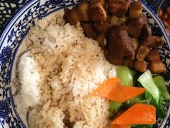 -蜗牛小馆醉乡民谣云南菜(惠新西里店)