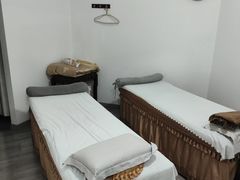 -龙脊堂龙氏推拿 整脊(陆家浜店)