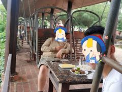 -侯臣咖啡文化村