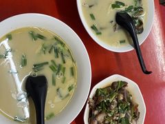 -三百碗宝应长鱼面(板仓街店)