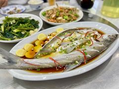 -丹水桥地锅鱼·翘嘴鲌·地方特色全鱼宴(丹江口大坝店)