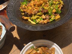 -聚鑫朋酸菜肥肠(文艺路口店)