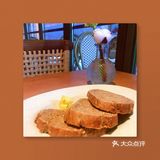一起到OLLA切一顿Brunch吧