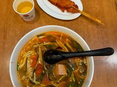-老妈米线(港龙店)