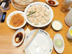 -王慧洁开口虾水饺·地道东北菜(银泰城店)