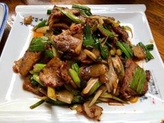 回锅肉-双流老字号董蹄花(机场南四路店)