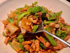 -爱碗亭·鲜炒湖南菜(壹城中心店)