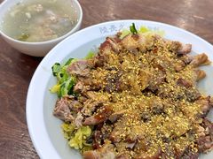 秘制脆皮猪脚饭-陆长玖古法猪脚饭(玄风桥店)