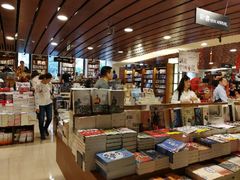 -诚品书店(敦南店)