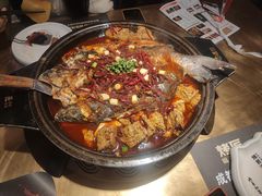 -吞鱼兽麻辣烤鱼(万达店)