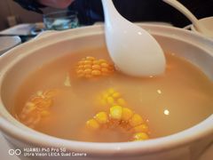 -港丽餐厅(高德置地店)