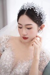 -LOVINA洛维娜婚纱礼服