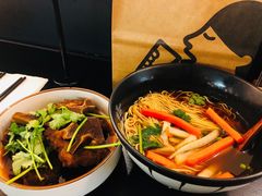 香辣牛骨-贡梅老面馆·蟹粉面·无锡特色小吃(南长街主推店)