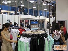 -NIKE北京马连道换季优惠店
