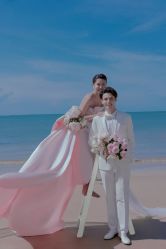 点击看大图 -挪娅婚纱摄影皇家会所