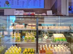 面包甜点陈列柜-喜茶(珠海华发商都店)