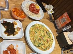 -青瓦餐厅·生鱼片·韩园烤肉(西塔店)