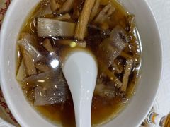 -顺峰海鲜酒楼(省府店)