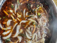 -巍山𤆵肉饵丝