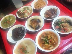 -蓝田九大碗民俗食府(蓝田店)