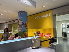 -文艺复兴百货(米兰大教堂广场店)