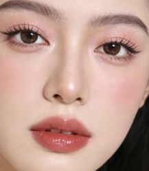 -双双化妆造型工作室