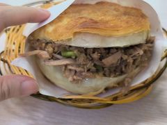 五花肉肉夹馍-正宗陕西肉夹馍(红荔店)