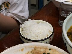 -胡子饮食店