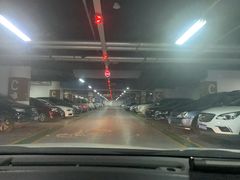 -凯德Mall新都心-停车场