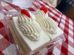 -红宝石·鲜奶小方·海派西点房(南丹店)