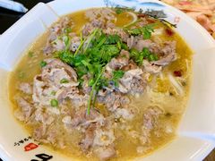 -胡记牛肉汤锅(光辉路总店)