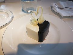 -BLACKSWAN黑天鹅(环球店)