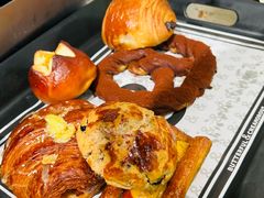 -BUTTERFUL&CREAMOROUS 黄油与面包(三里屯太古里店)