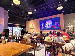 -HUZI虎滋精酿餐吧(京西大悦城店)