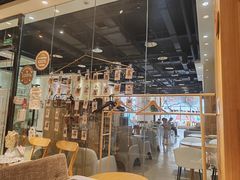 -藏猫猫咖啡主题馆(中央大道店)