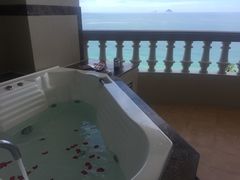 -芽庄日出海滩水疗酒店