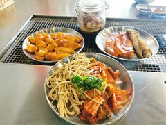 -马路牙子烧烤音乐酒馆(望京店)